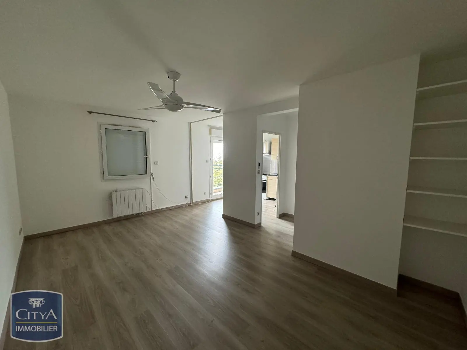 Photo 2 Appartement 1 pièce 33.37m²