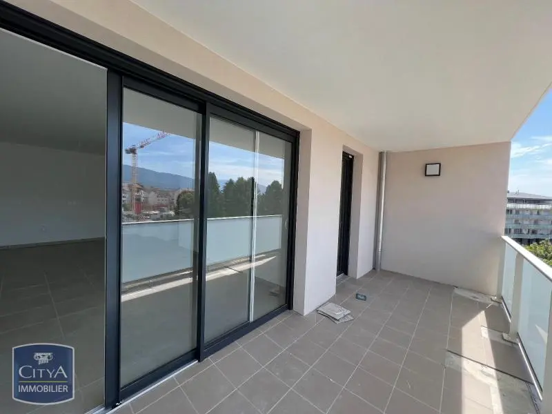 Photo 1 Appartement 3 pièces 62.83m²
