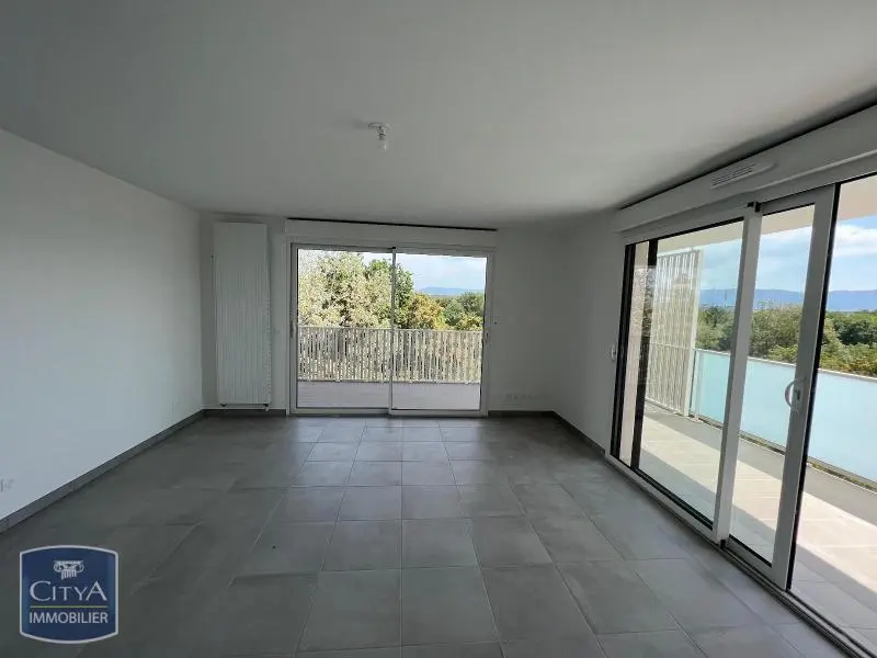 Photo 1 appartement Saint-Genis-Pouilly