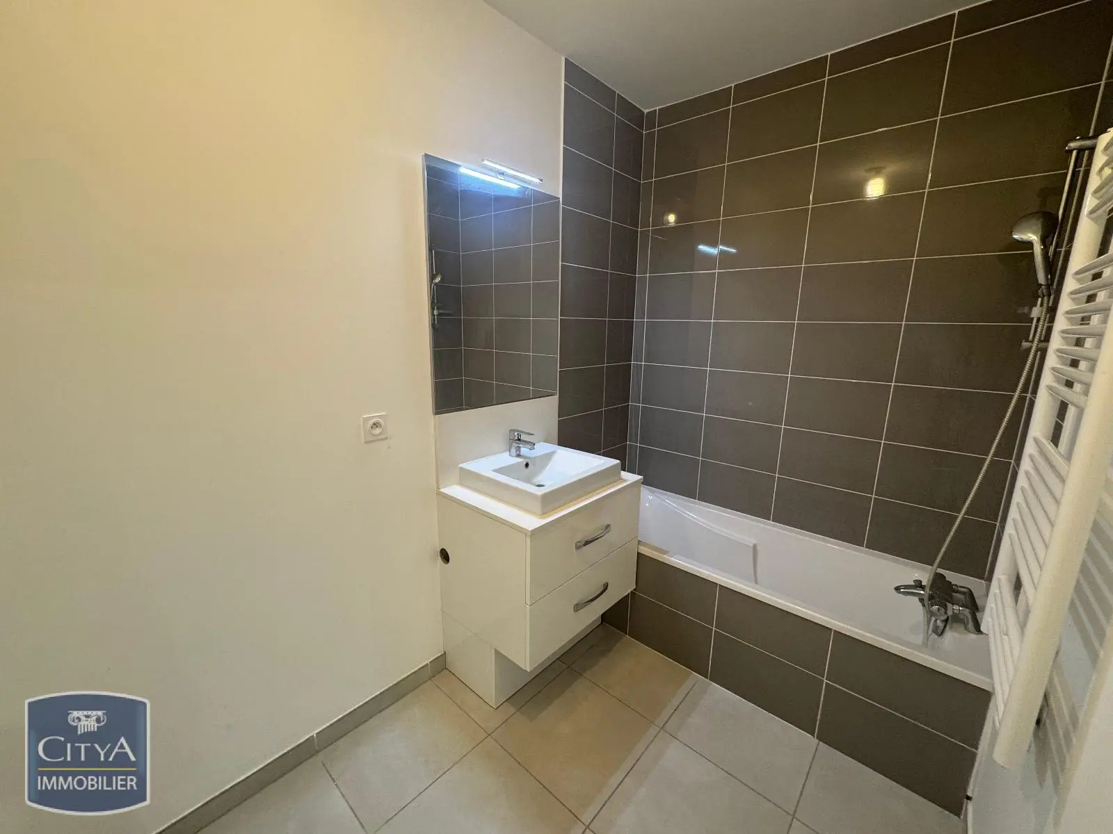 Photo 11 Appartement 4 pièces 90.87m²