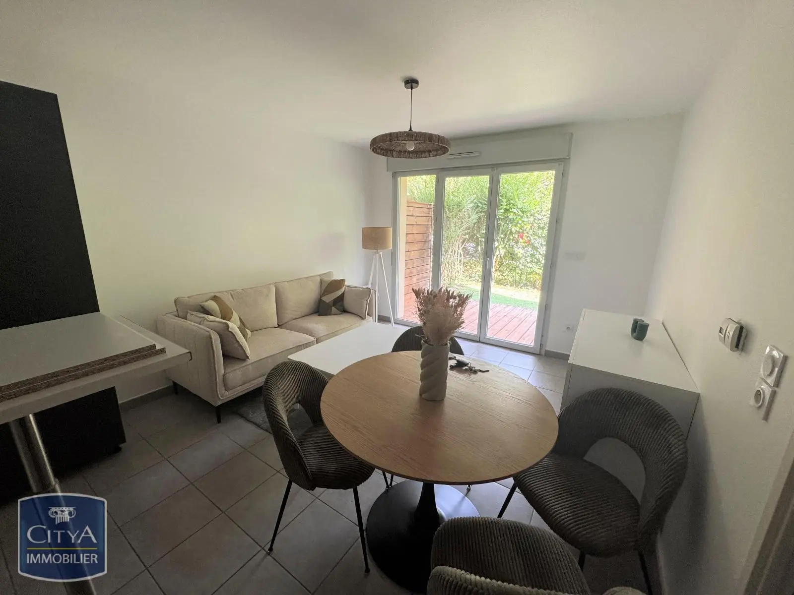 Photo 2 appartement Saint-Genis-Pouilly
