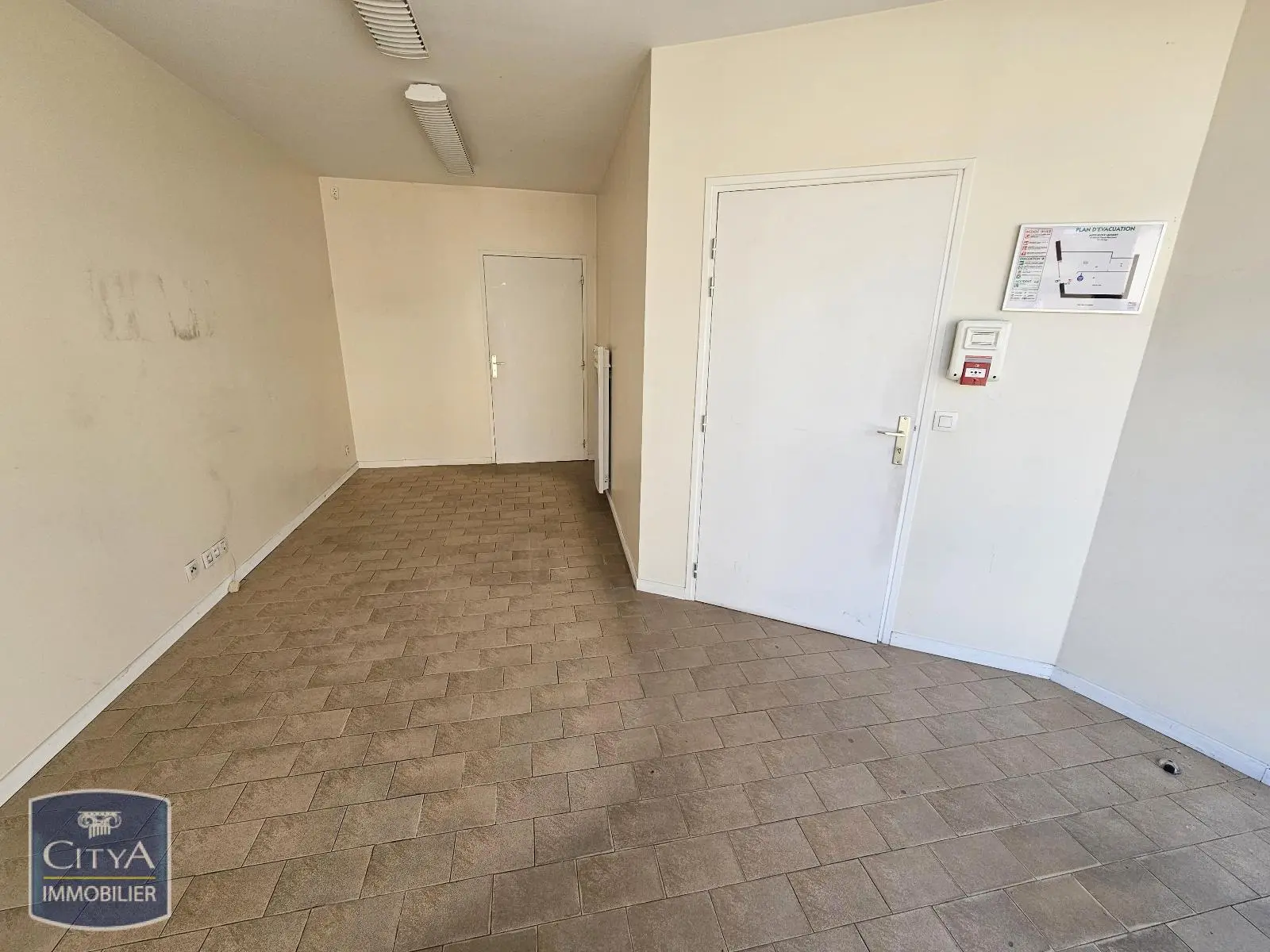 Photo 2 Local Commercial 41m²