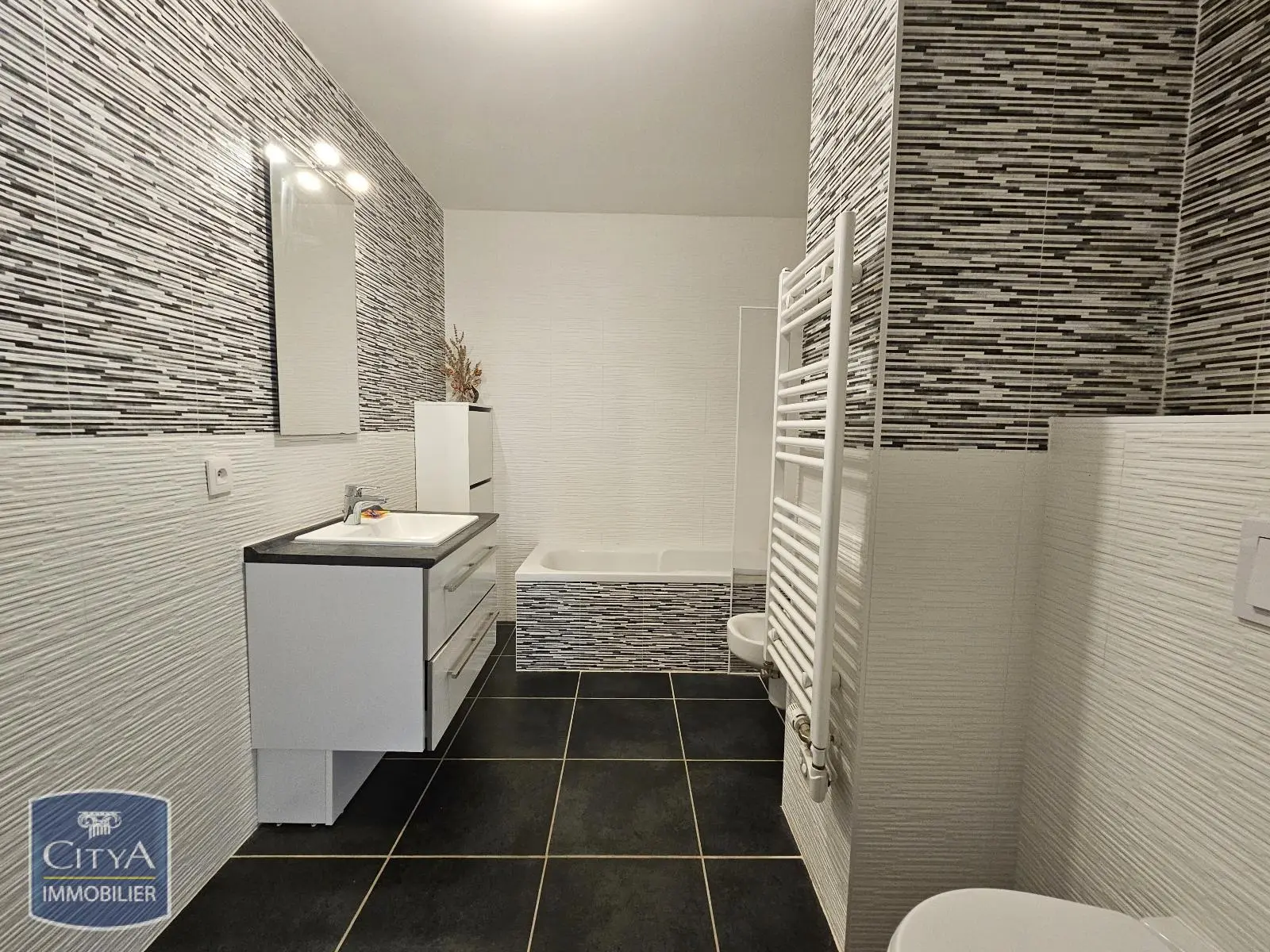 Photo 12 Appartement 4 pièces 108.14m²