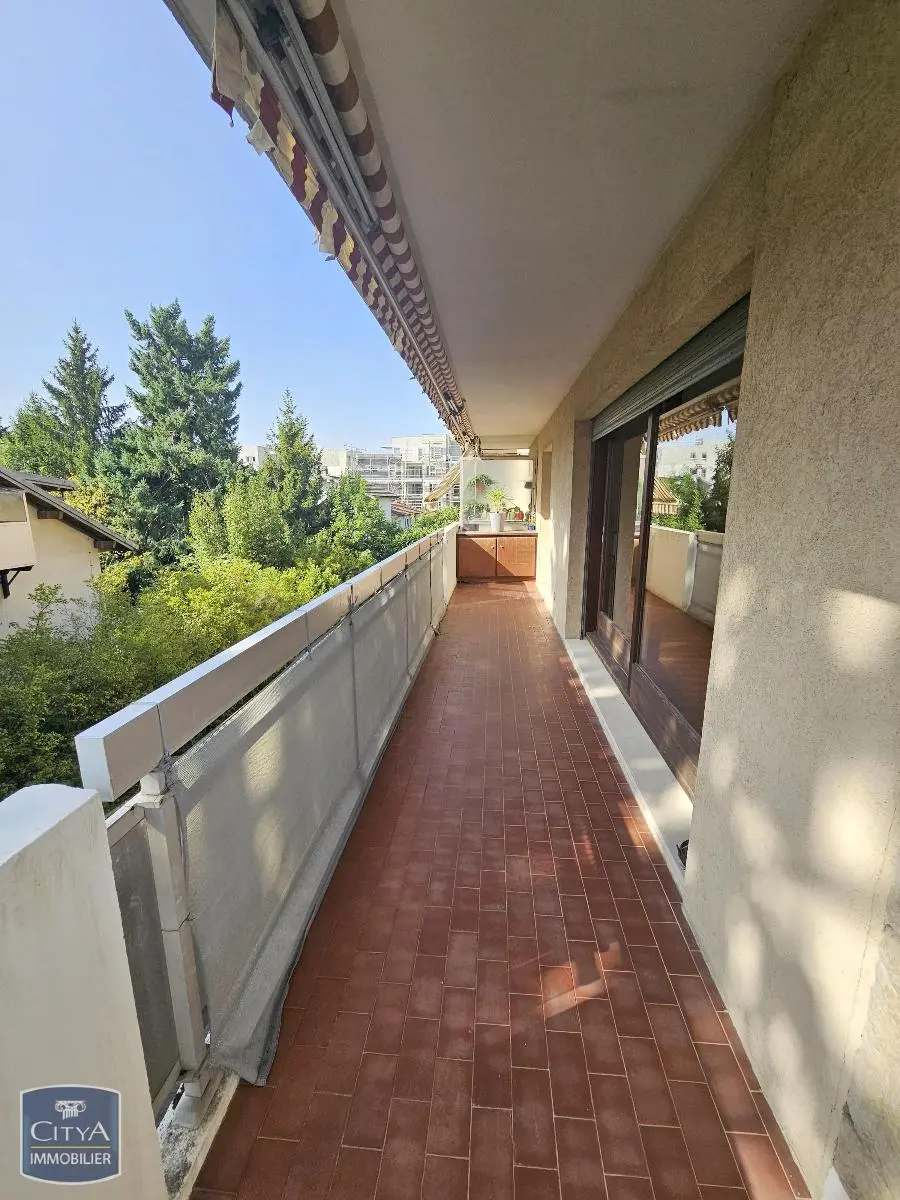 Photo 11 Appartement 4 pièces 110.84m²
