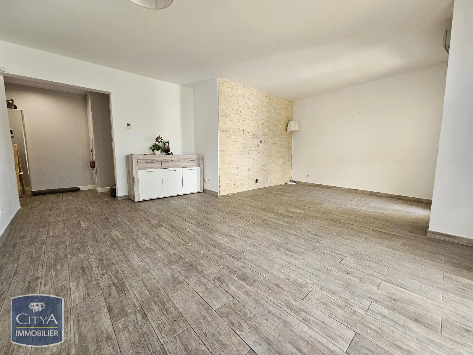 Photo 2 Appartement 3 pièces 73.72m²