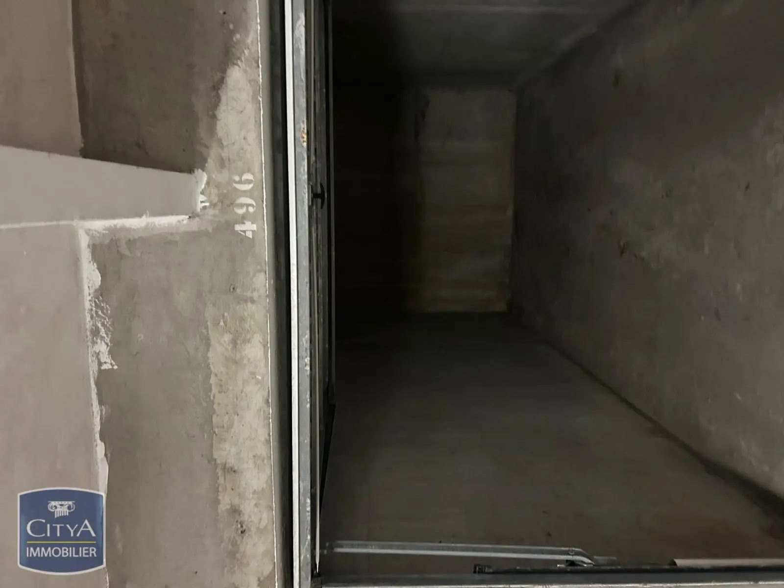Photo 3 Parking 13.5m²