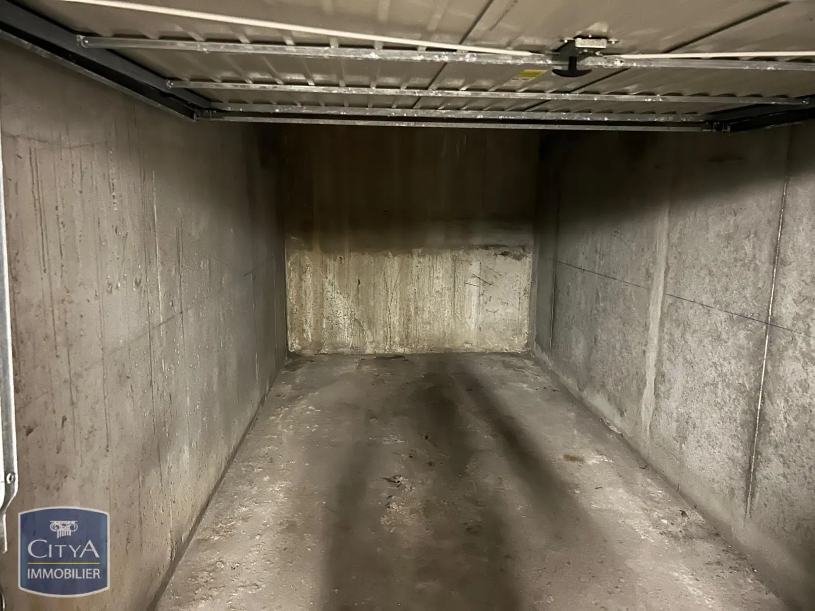 Photo 2 Parking 13.5m²