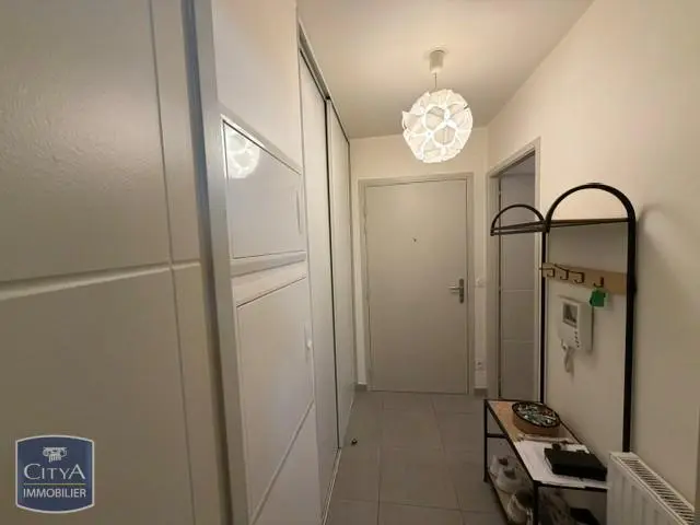 Photo 2 Appartement 1 pièce 32.38m²
