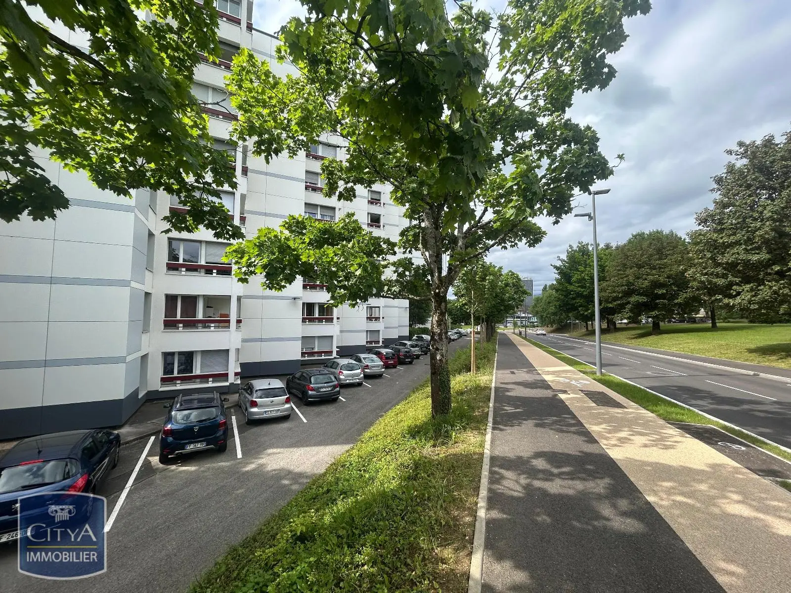 Photo 1 Parking 13.5m²