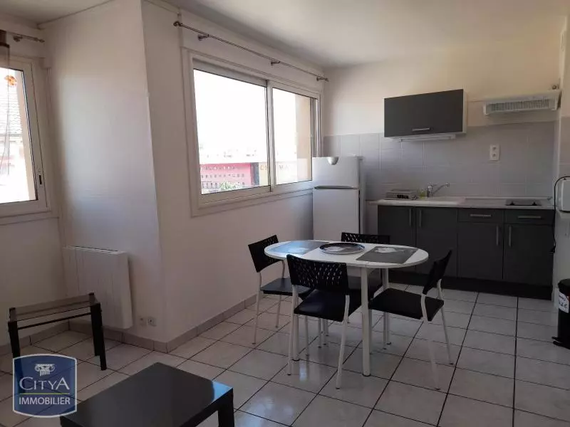 Illustration pour Appartement 1 pièce 27.44m² Photo Appartement 1 pièce 27.44m²