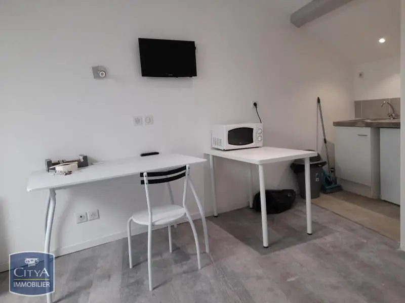 Photo 4 Appartement 1 pièce 15.86m²