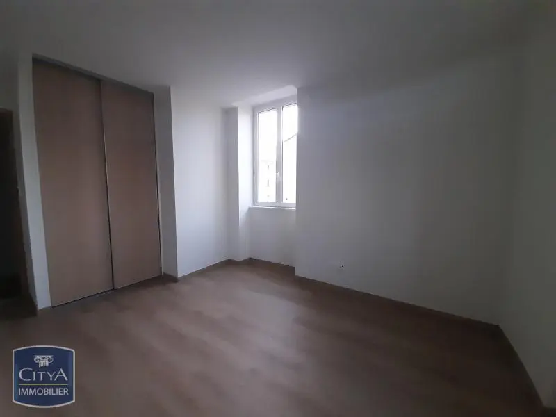 Photo 3 Appartement 3 pièces 75.68m²