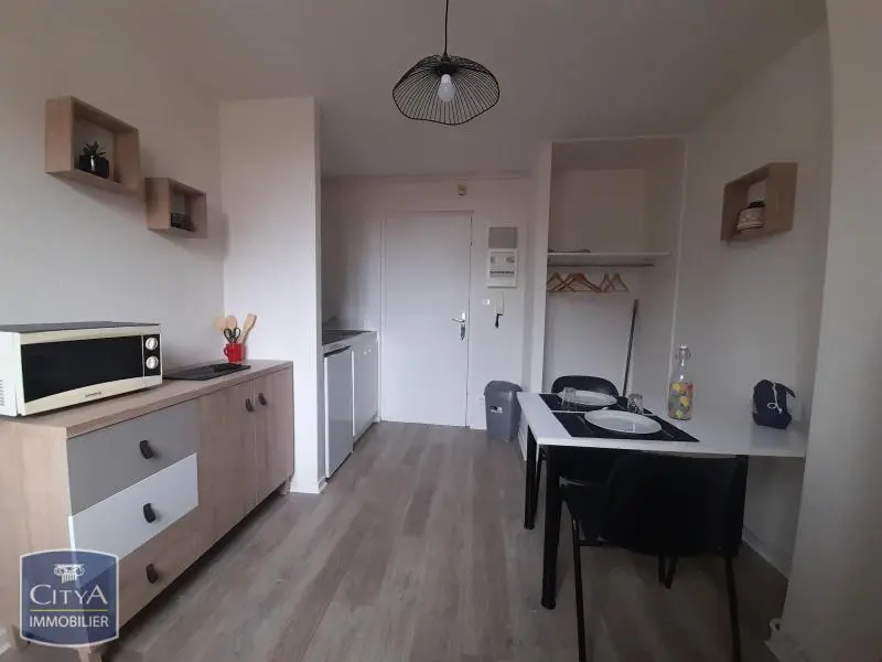 Photo 1 Appartement 2 pièces 19.86m²