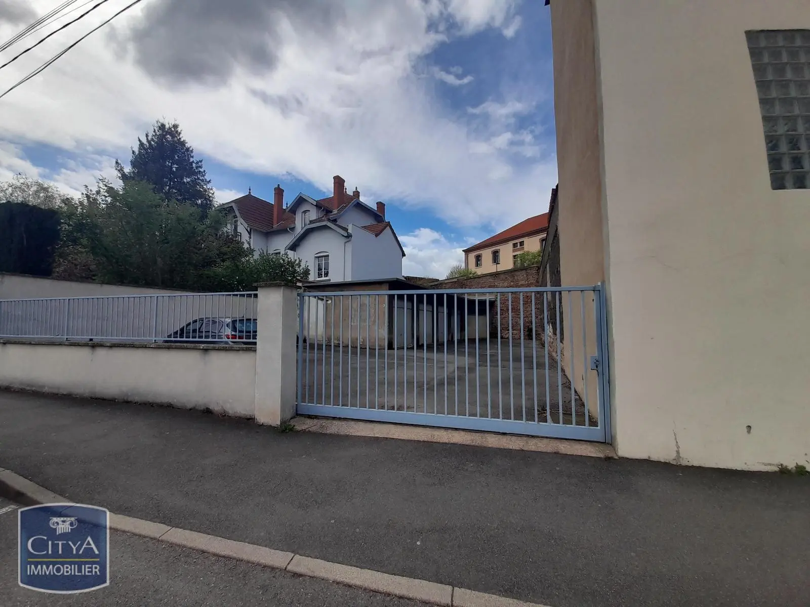 Photo 1 Parking 10m²