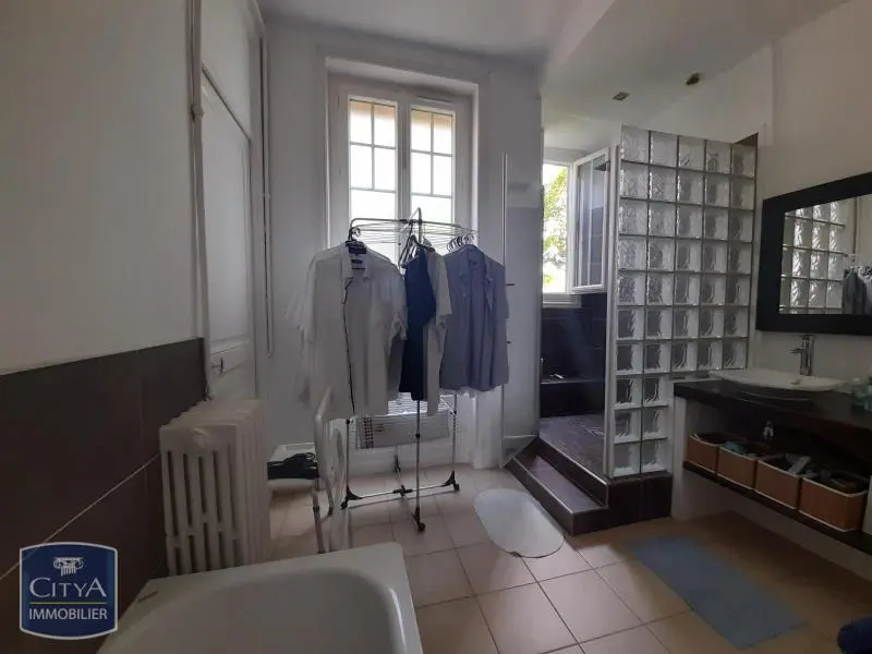 Photo 3 Appartement 4 pièces 130.08m²