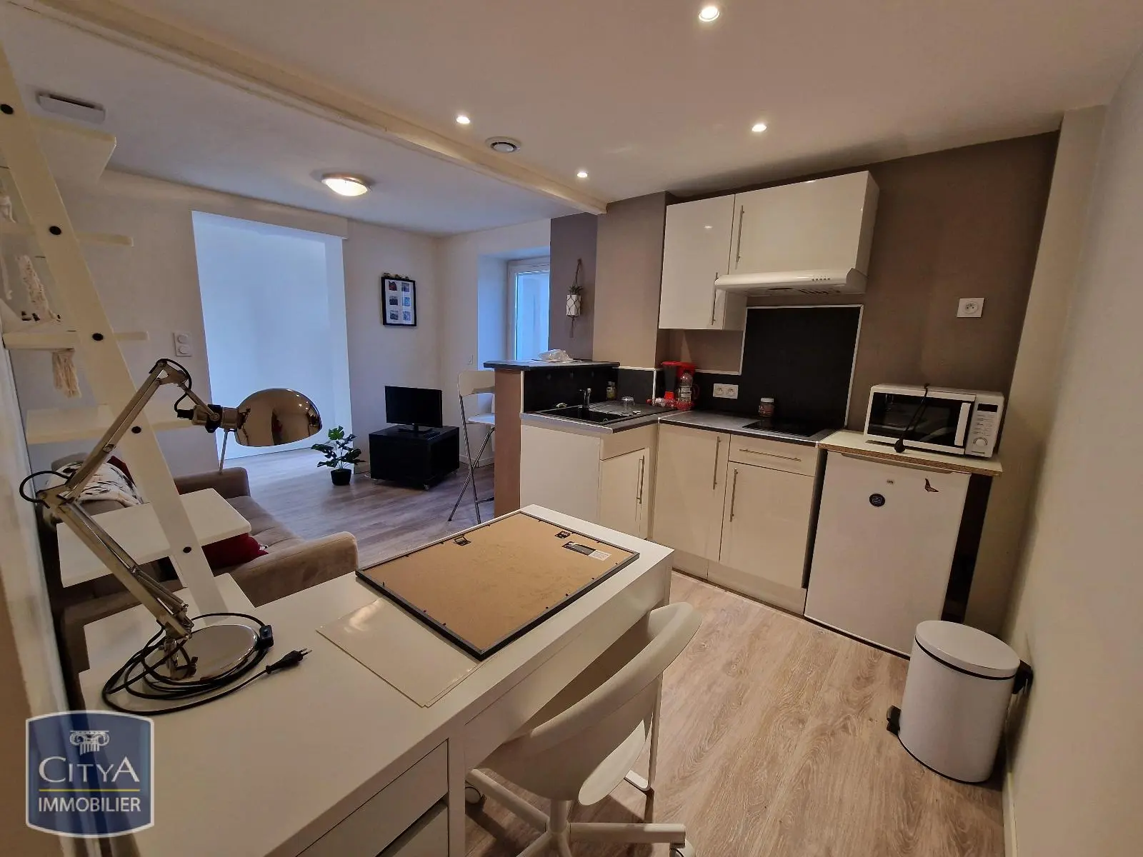 Photo 1 Appartement 2 pièces 29.74m²