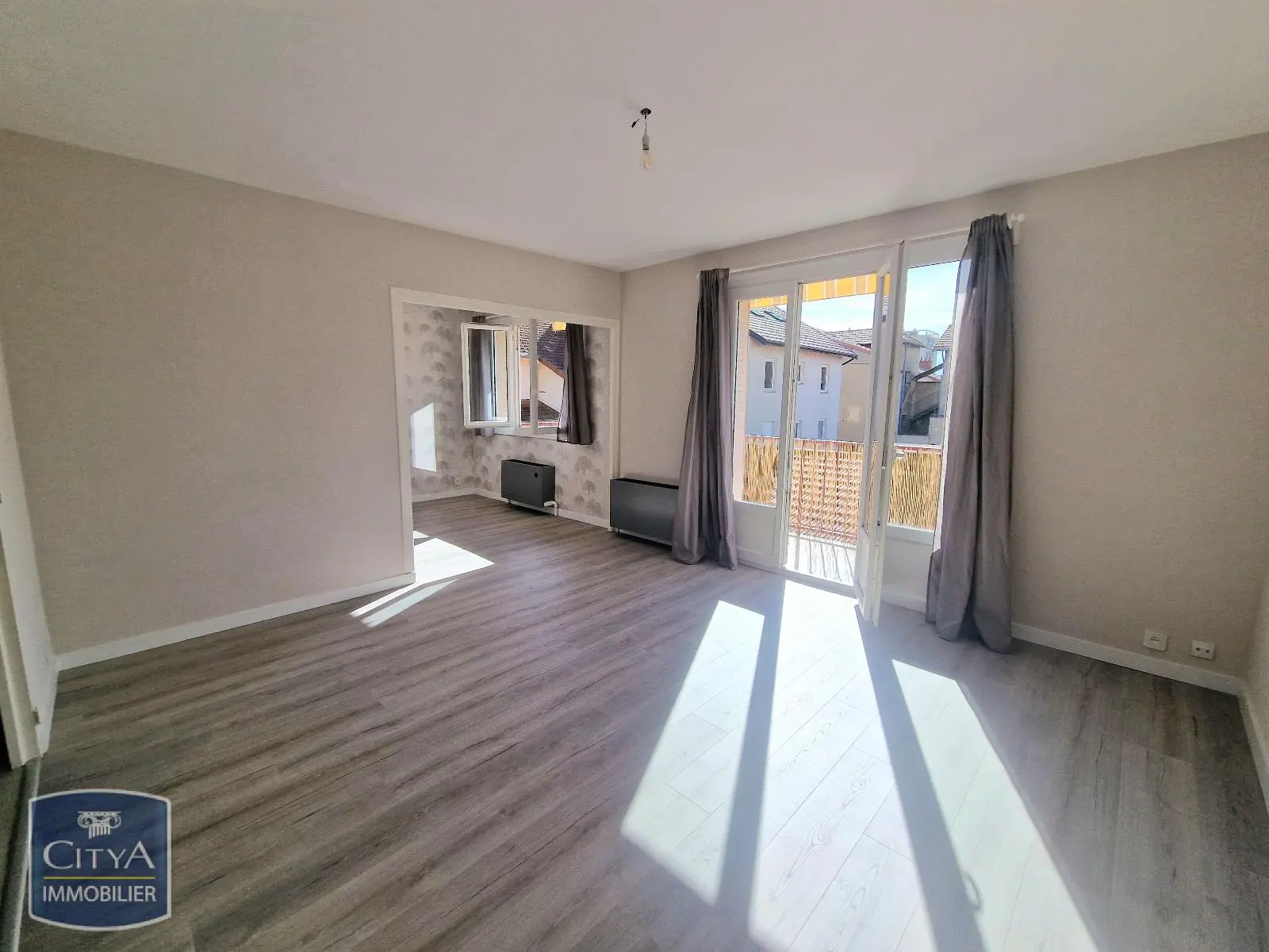 Photo 1 Appartement 4 pièces 74.96m²