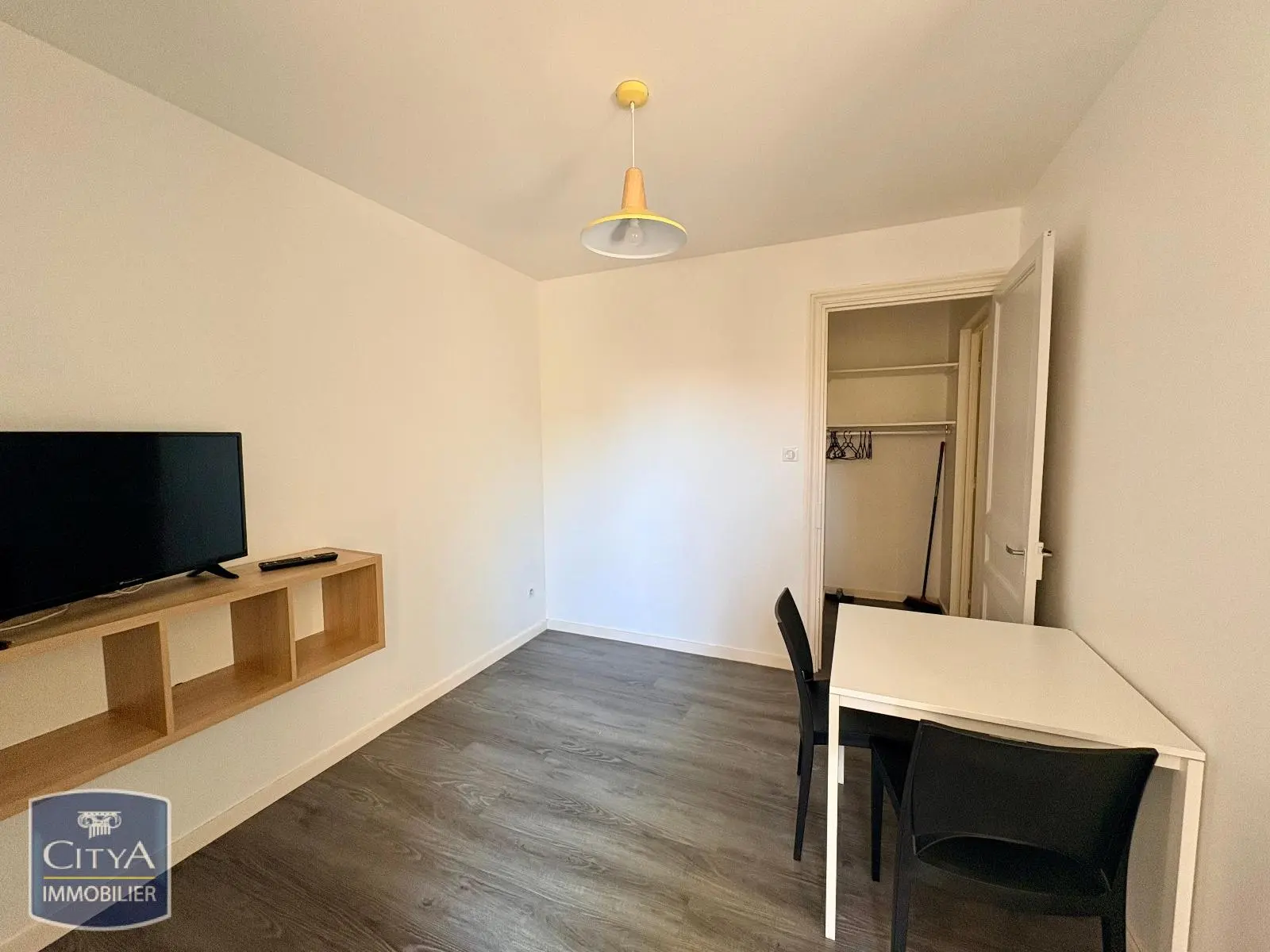 Photo 2 Appartement 1 pièce 20.7m²