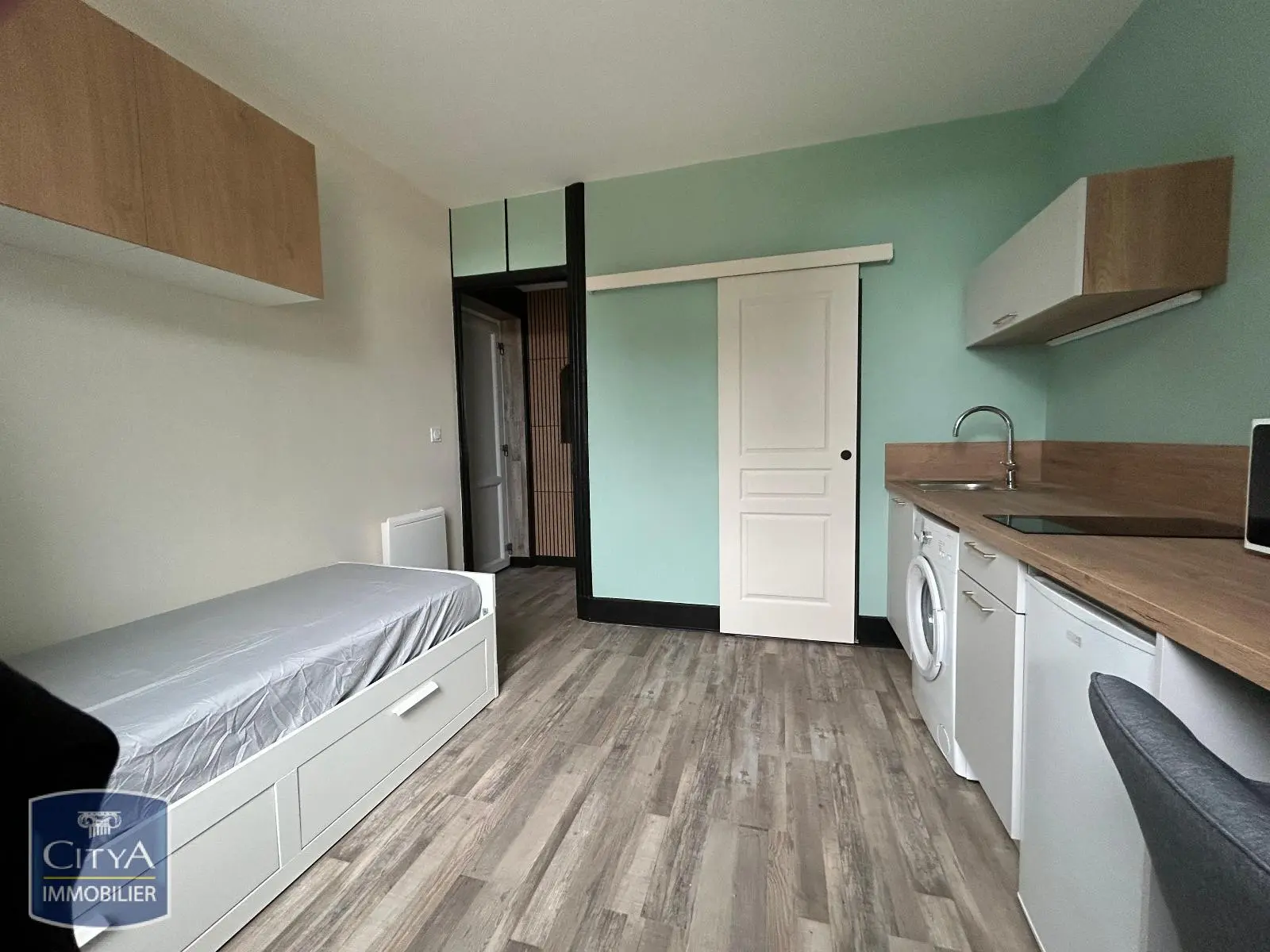 Photo 2 Appartement 1 pièce 13.46m²