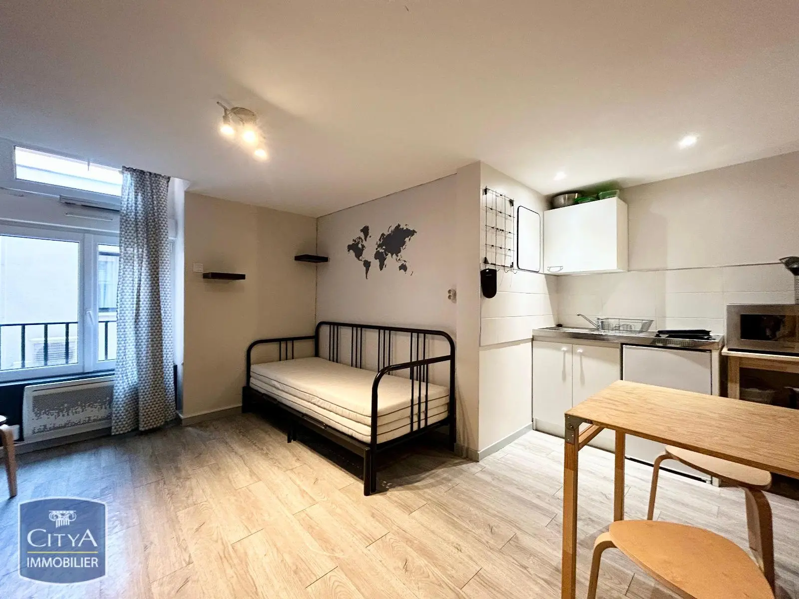 Photo 1 Appartement 1 pièce 20.04m²