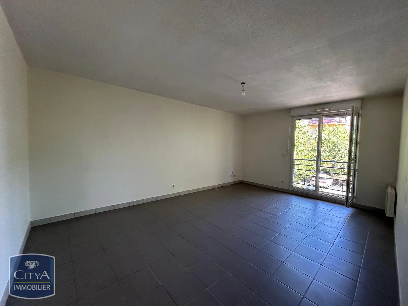 Photo 1 Appartement 4 pièces 74.85m²