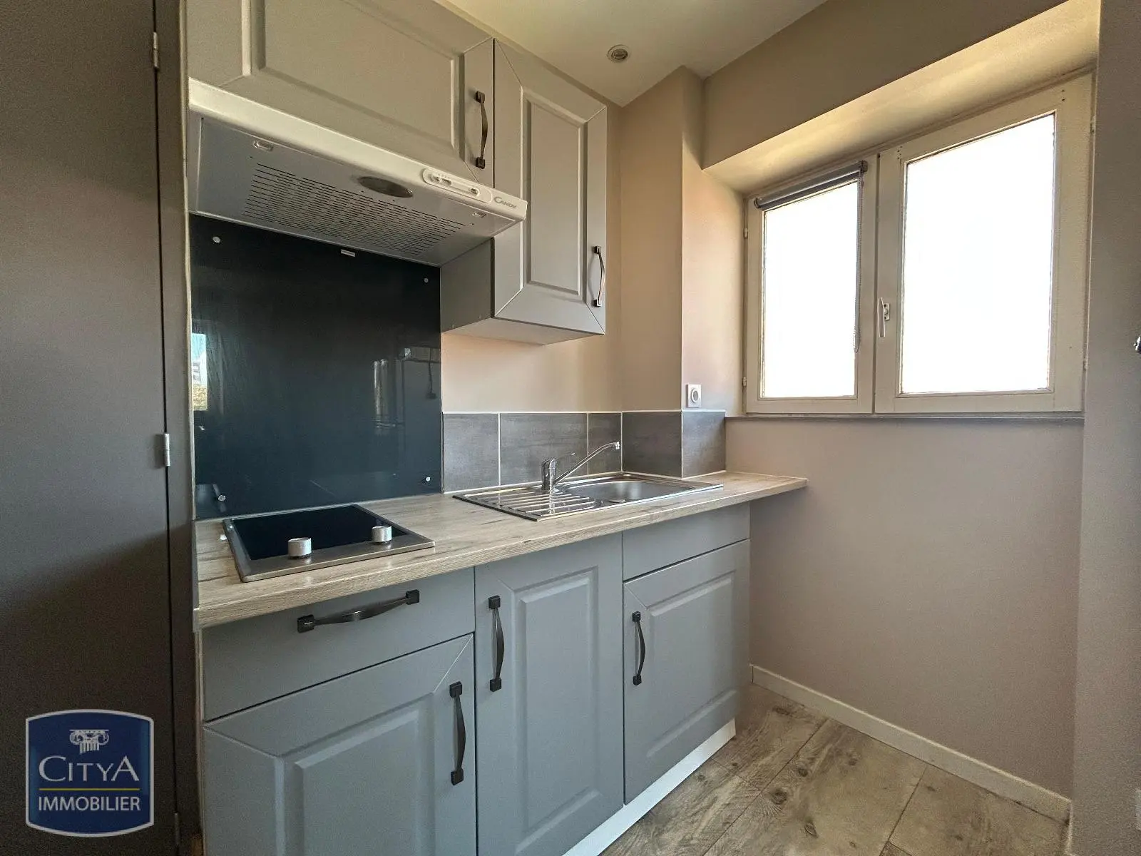 Photo 4 Appartement 1 pièce 19.49m²