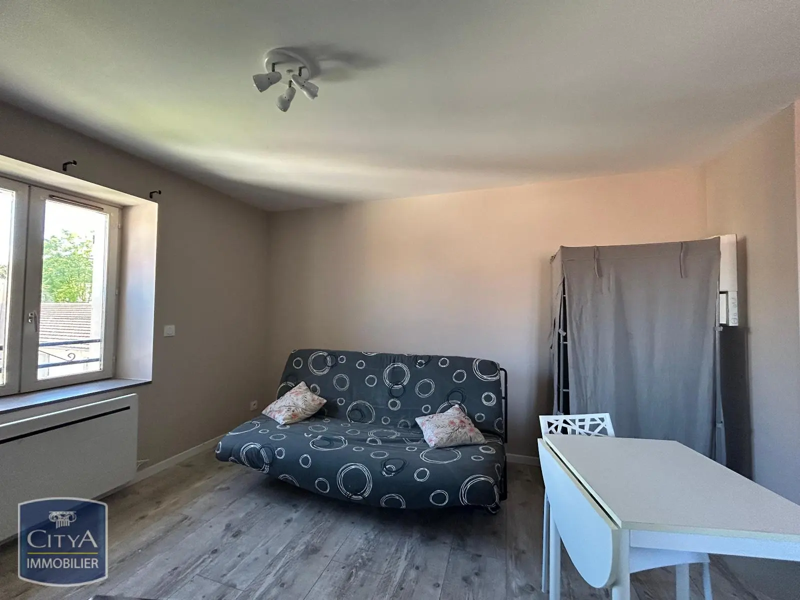 Photo 1 Appartement 1 pièce 19.49m²