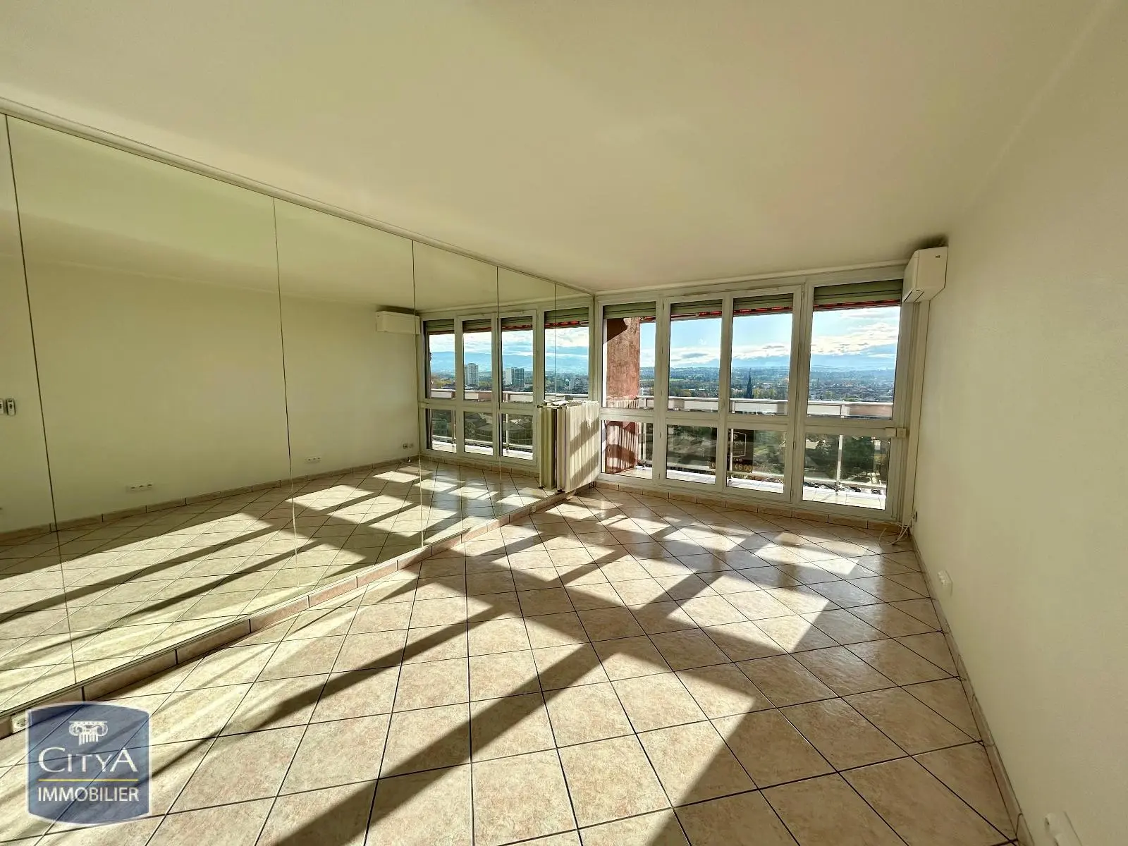 Photo 2 Appartement 3 pièces 84.05m²