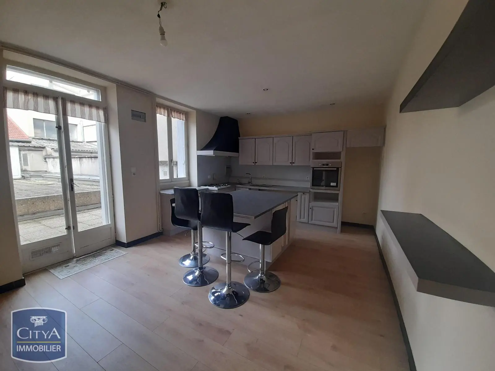 Photo 2 Appartement 5 pièces 132.1m²