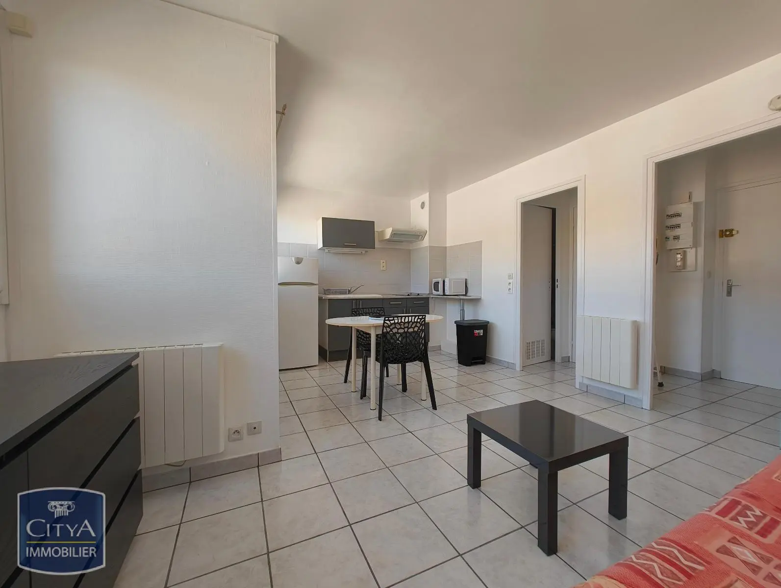 Photo 3 Appartement 1 pièce 27.12m²