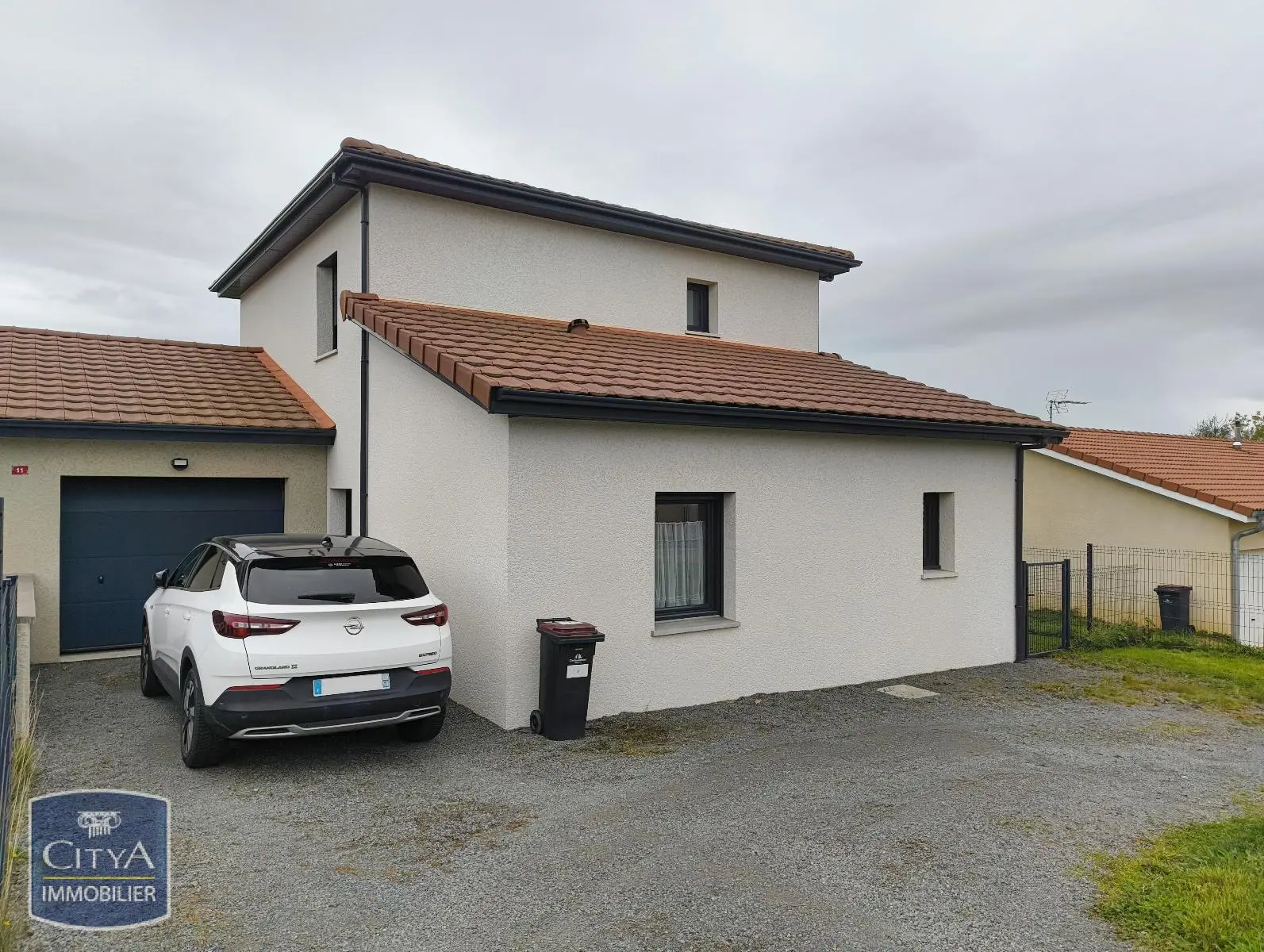 Photo 1 Maison 5 pièces 110.98m²