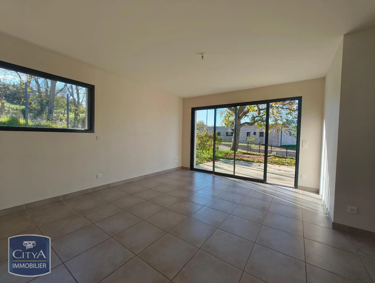 Photo 1 Maison 4 pièces 105.93m²