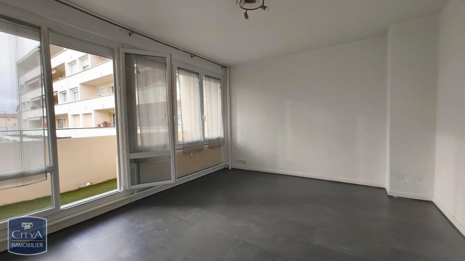 Photo 3 Appartement 1 pièce 35m²