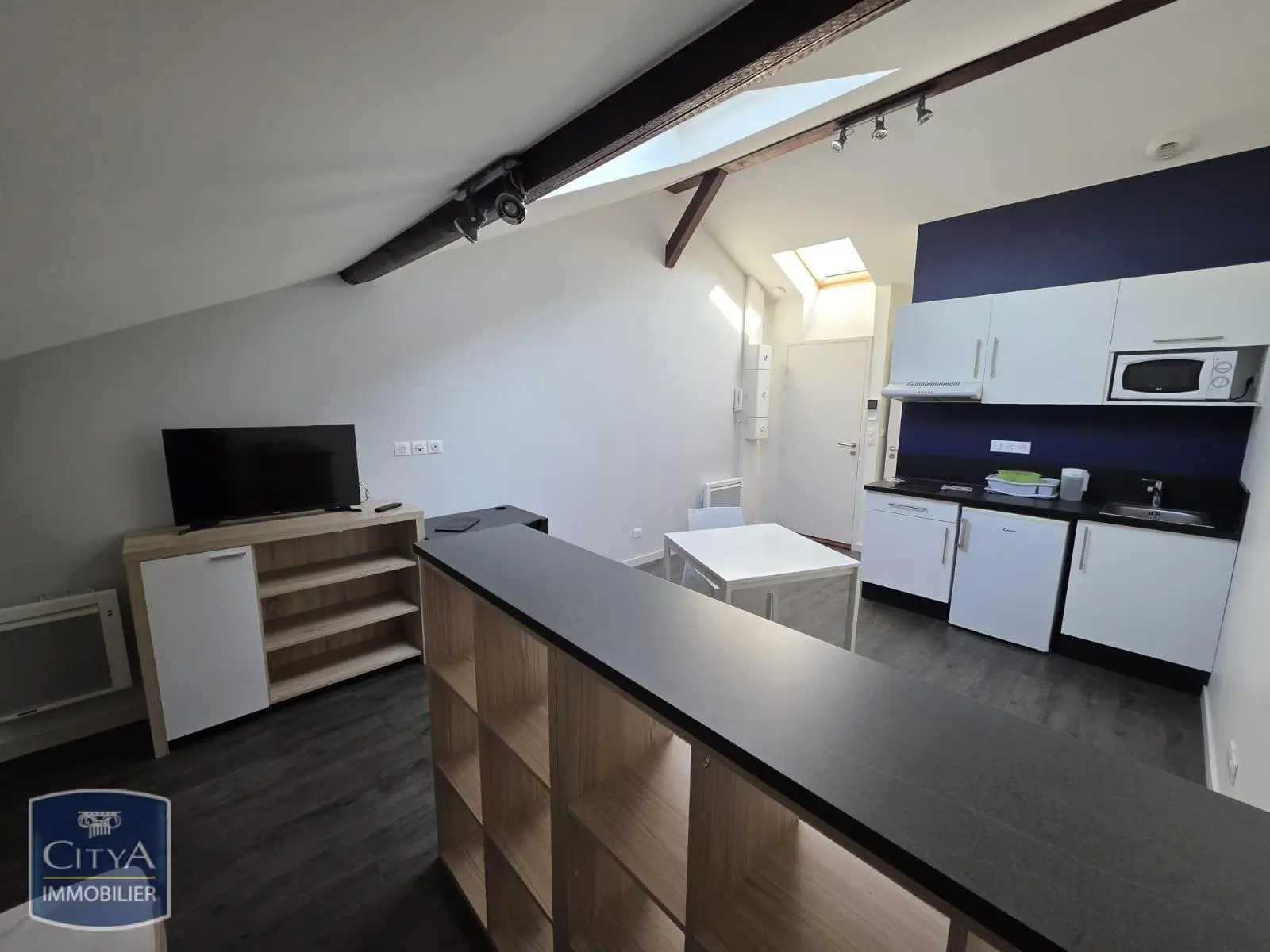 Photo 1 Appartement 1 pièce 21.29m²