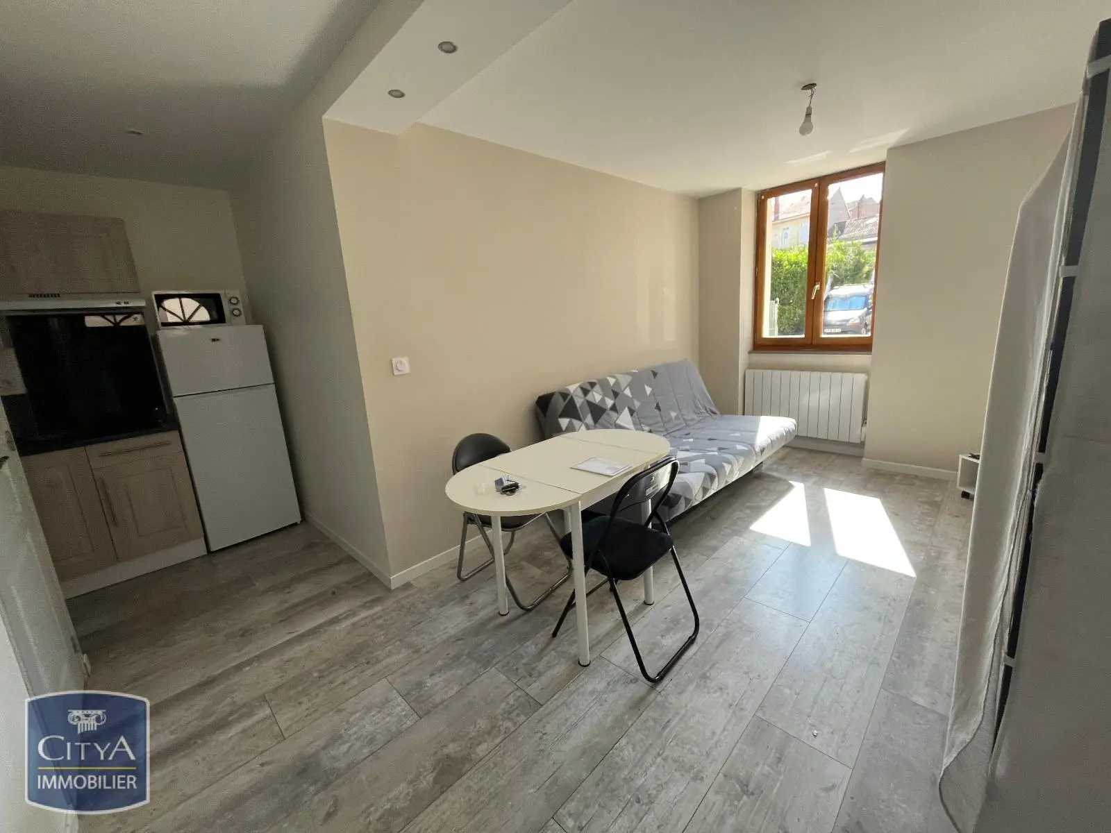 Photo 1 Appartement 1 pièce 19.62m²
