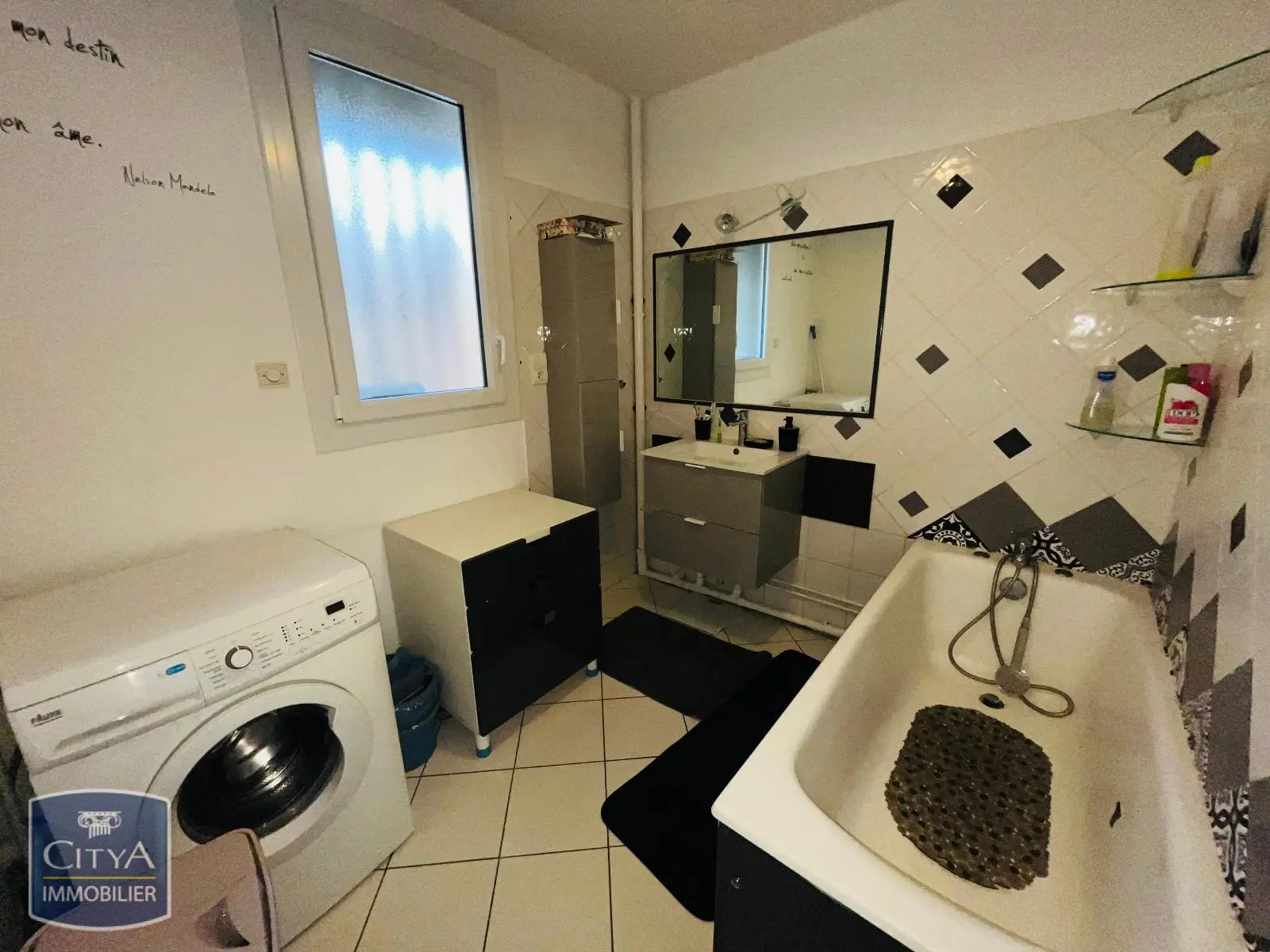 Photo 8 Appartement 4 pièces 97.19m²