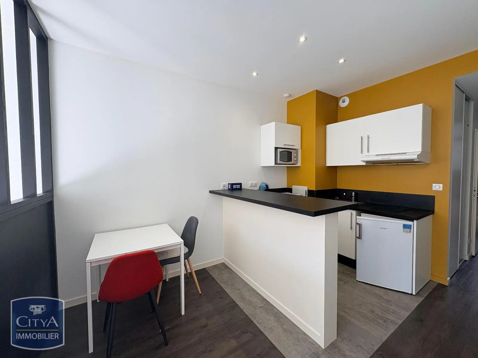 Photo 1 Appartement 1 pièce 29.05m²