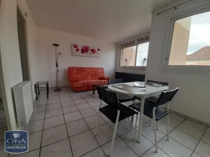 Photo 2 Appartement 1 pièce 27.12m²