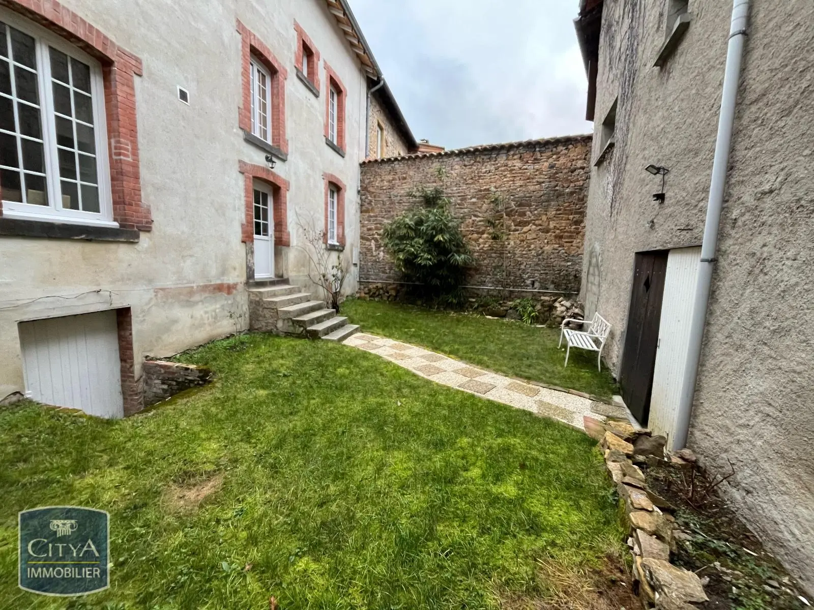 Photo 11 maison Néronde