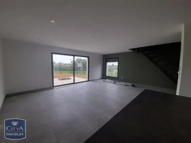 Photo 3 Maison 5 pièces 110.98m²
