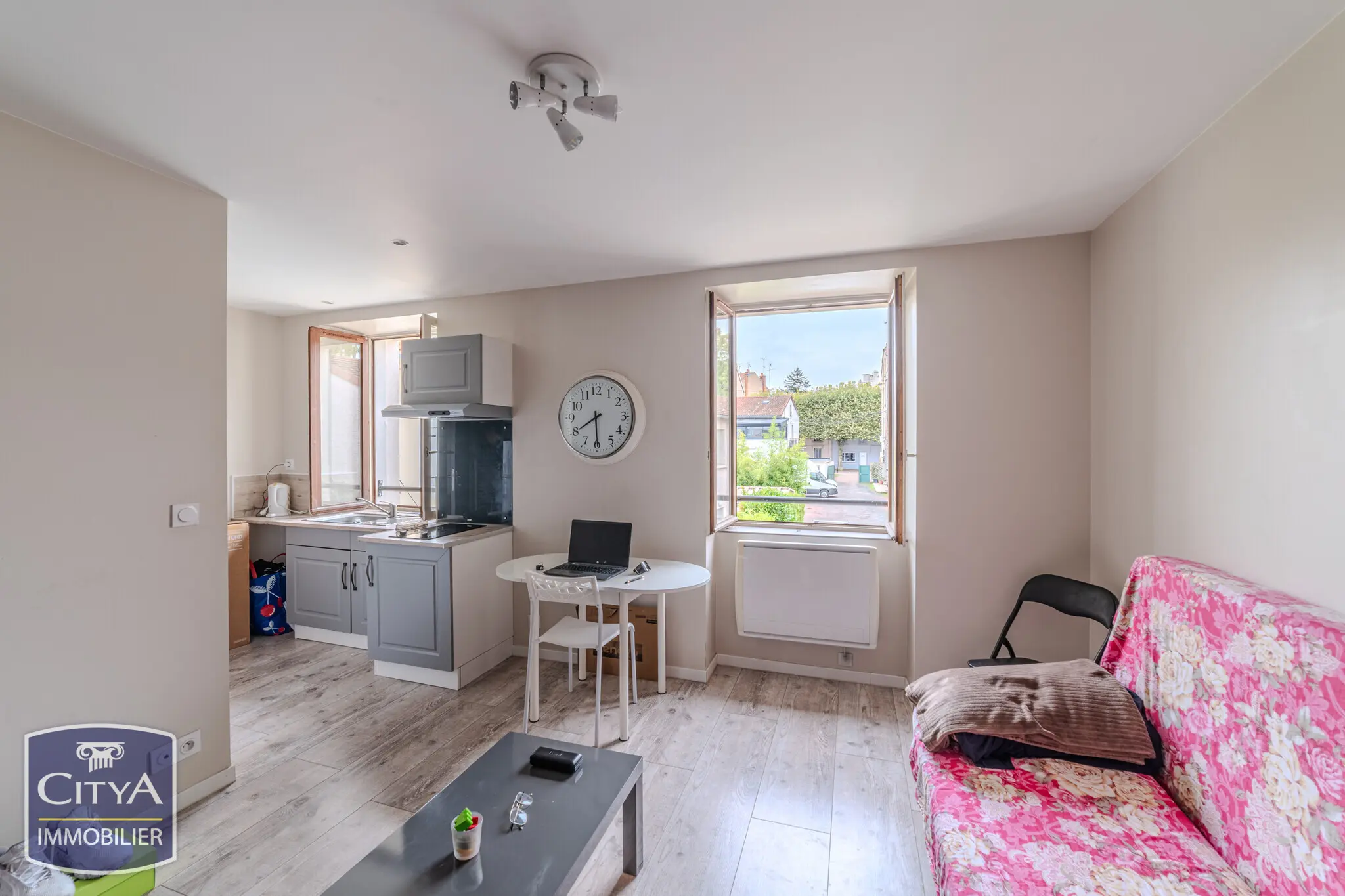 Photo 3 Immeuble 159.56m²