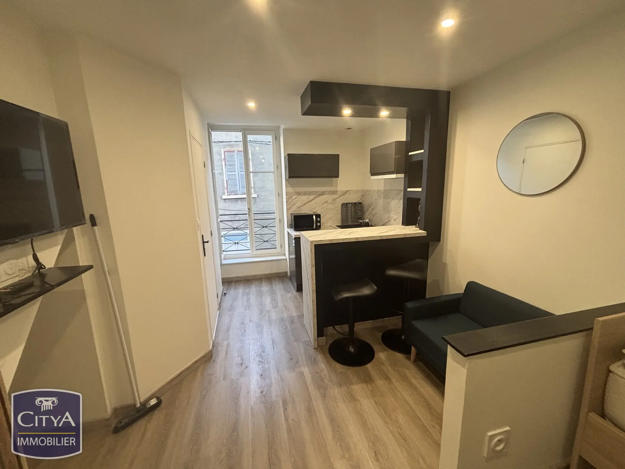 Photo 1 Appartement 2 pièces 17.24m²