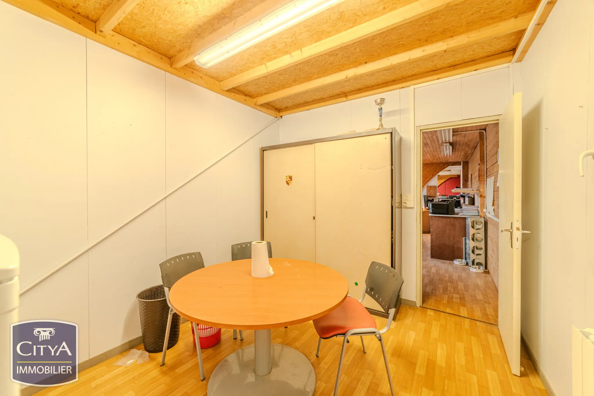 Photo 7 Local Professionnel 1000m²