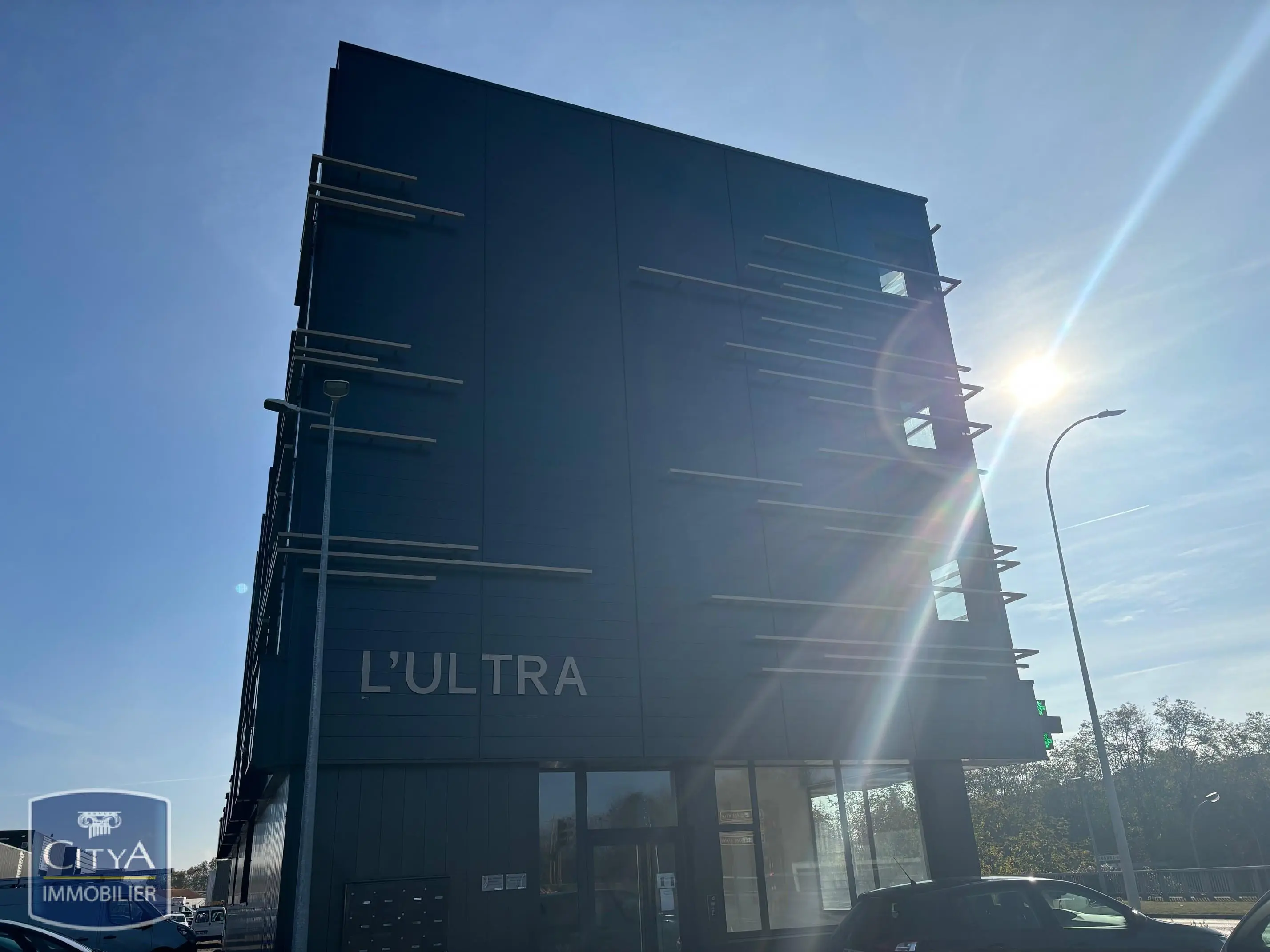 Photo 4 Local Professionnel 57m²