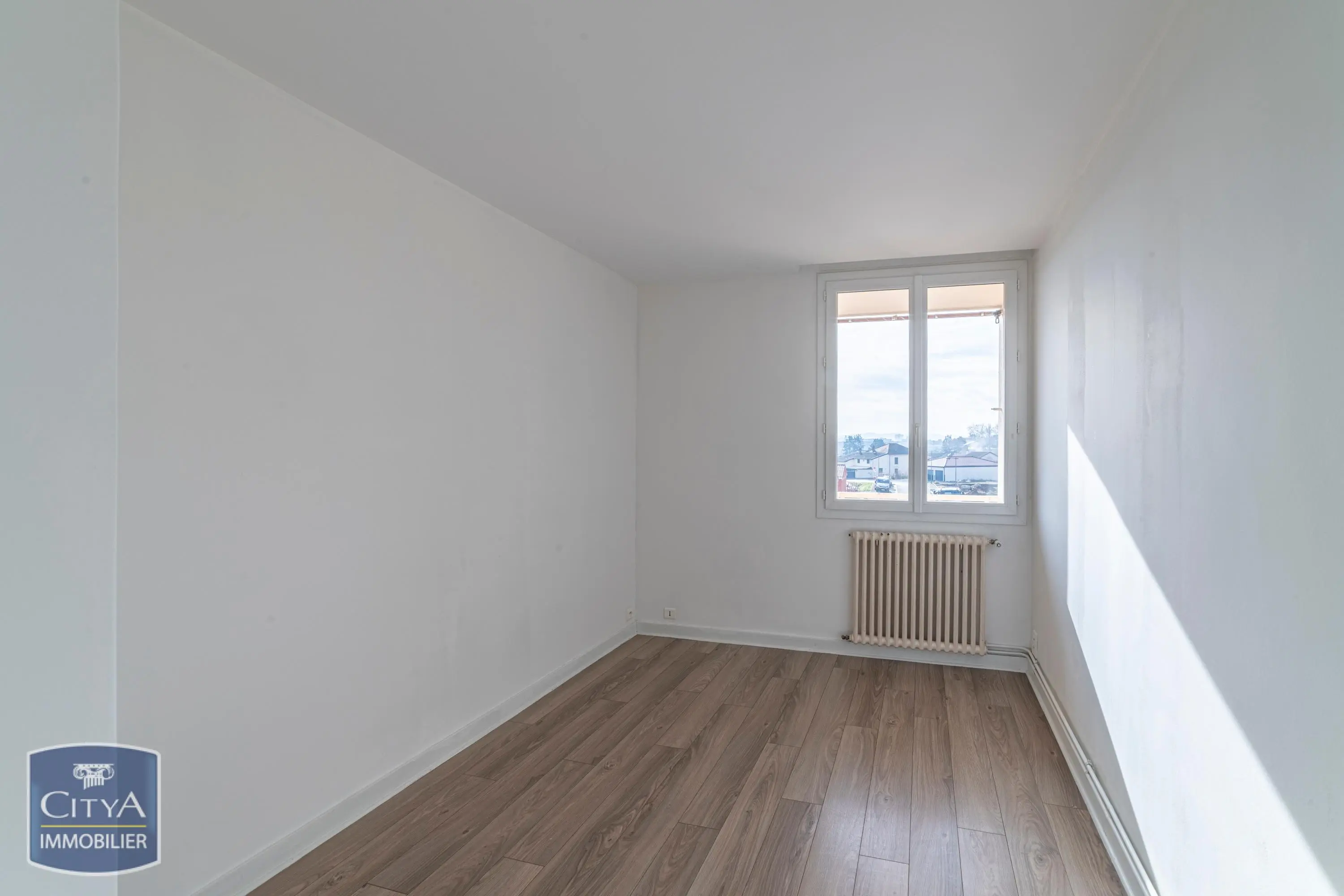 Photo 2 Appartement 4 pièces 65.58m²