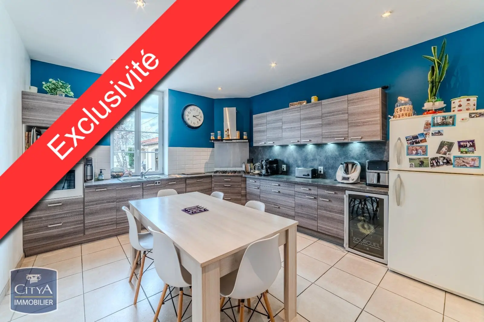 Photo 1 Maison 9 pièces 231.93m²