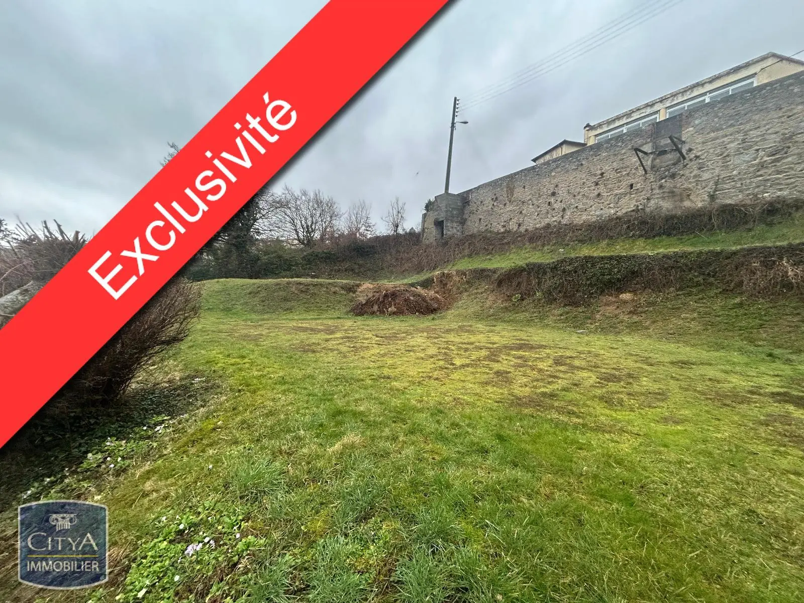 Photo 1 Terrain 1412m²