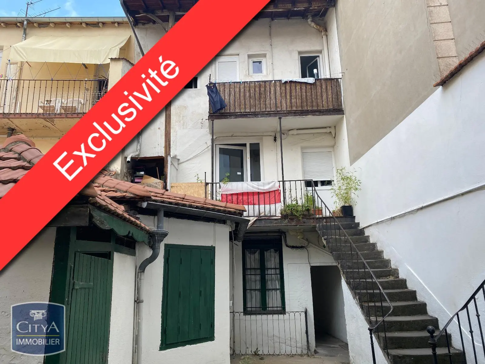 Photo 1 Immeuble 140m²