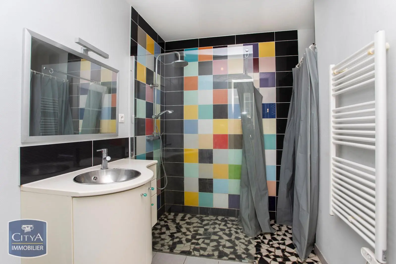 Photo 7 Immeuble 120m²