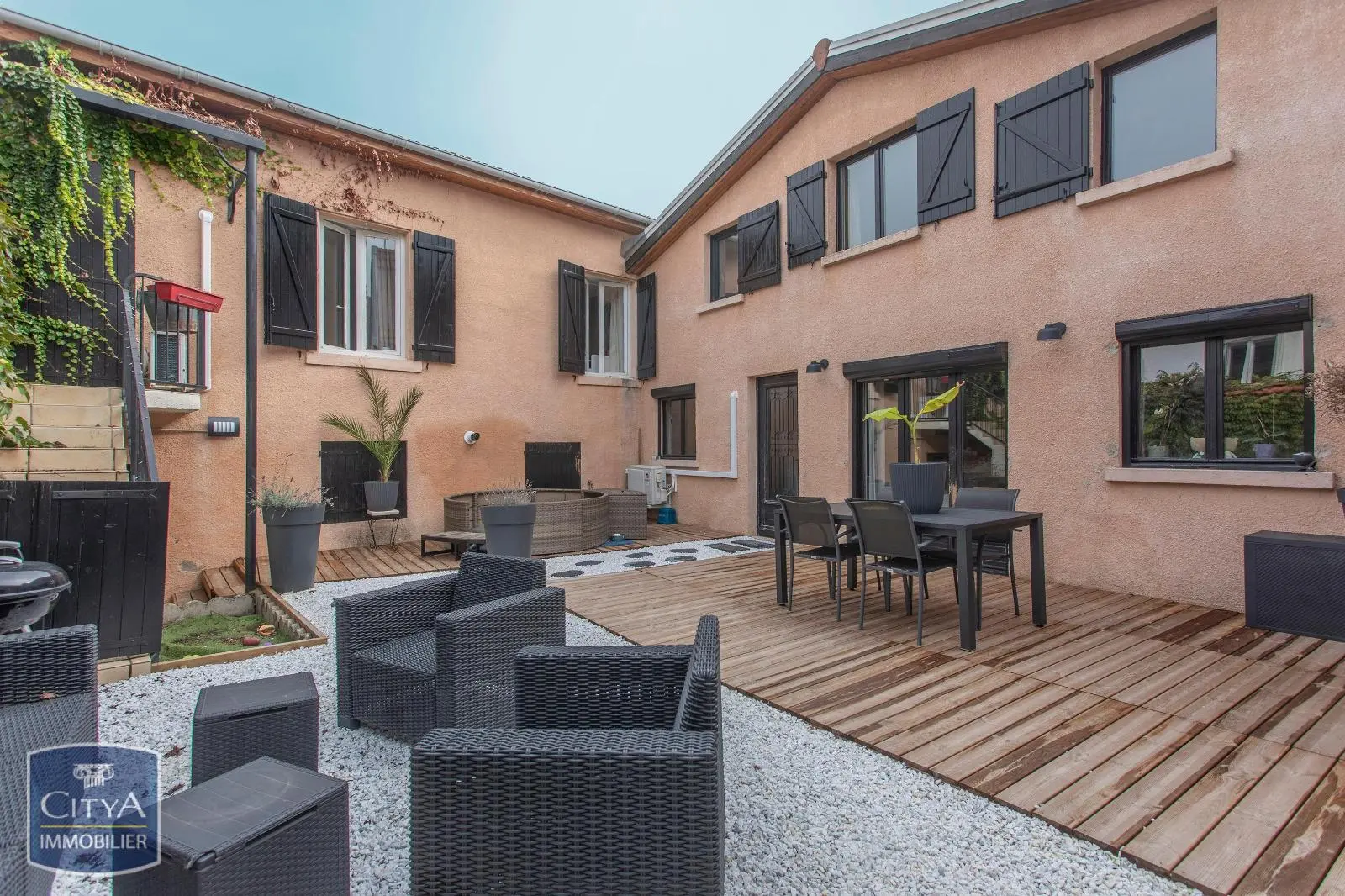 Photo 8 Maison 6 pièces 159.81m²